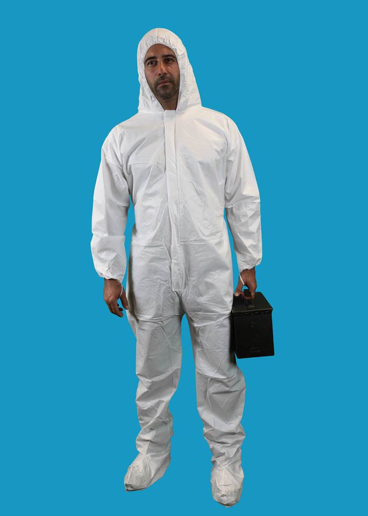 #CE-CVL-KG-E KEYGUARD COVERALL WITH ELASTIC WRISTS AND ANKLES-ZIPPER
FRONT-SINGLE COLLAR-ELASTIC BAND THUMB LOOPS-3 VELCRO PATCH STORM FLAP
CLOSURE AND DOUBLE ZIPPER ANTI STATIC