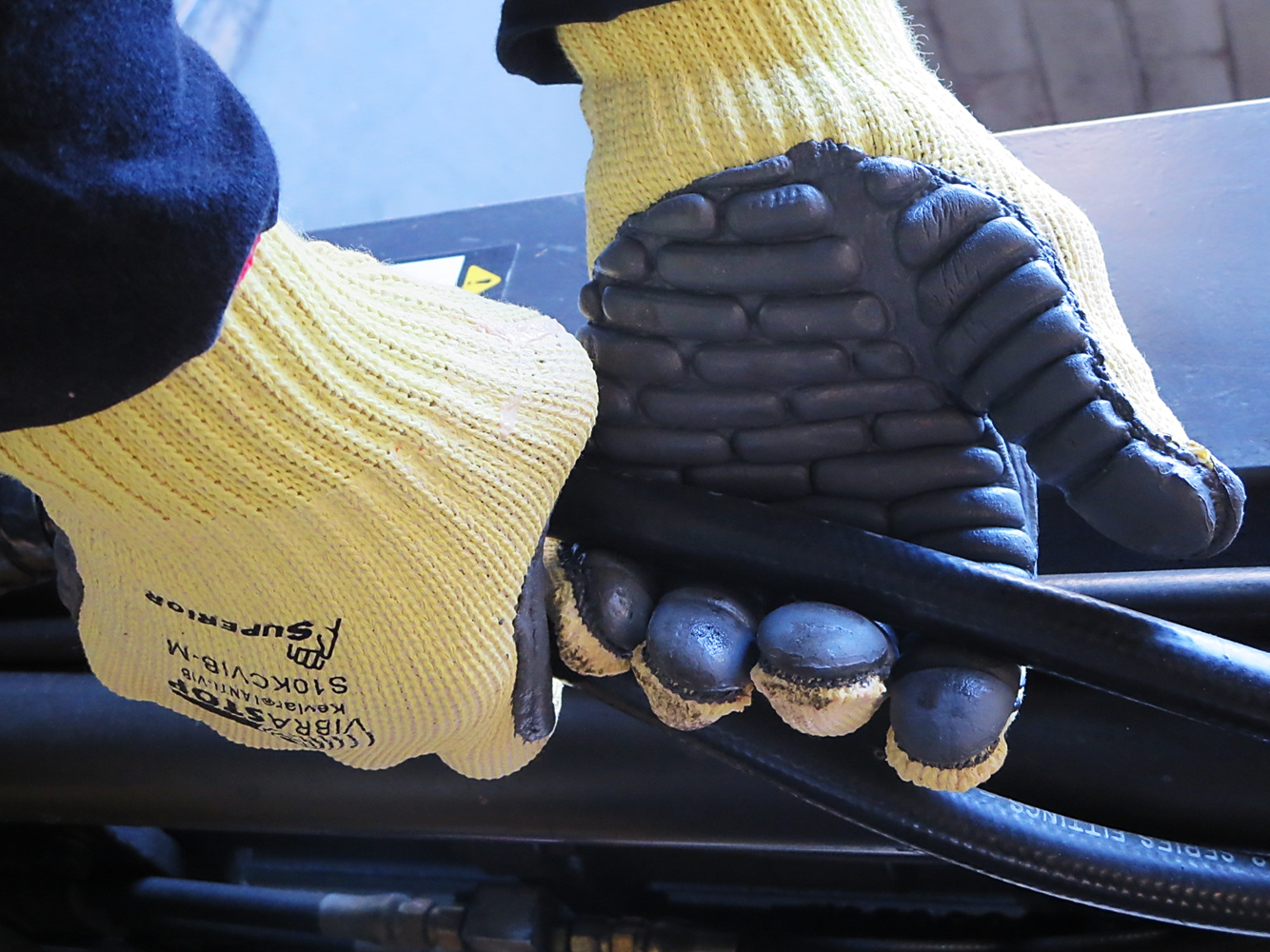 #S10KCVIB Superior Glove® Vibrastop™ 10-Gauge Kevlar® Vibration-Dampening Gloves