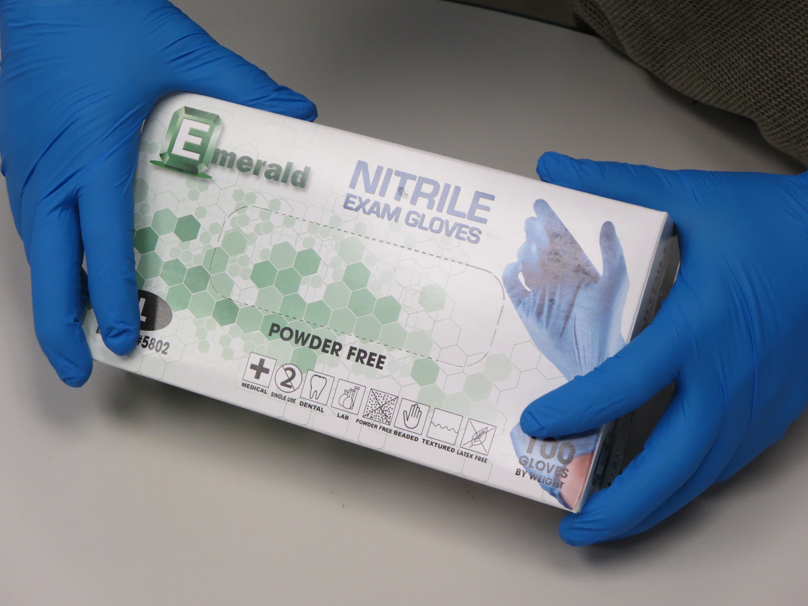 Emerald 3-mil Powder-Free Latex-Free Nitrile Exam Gloves