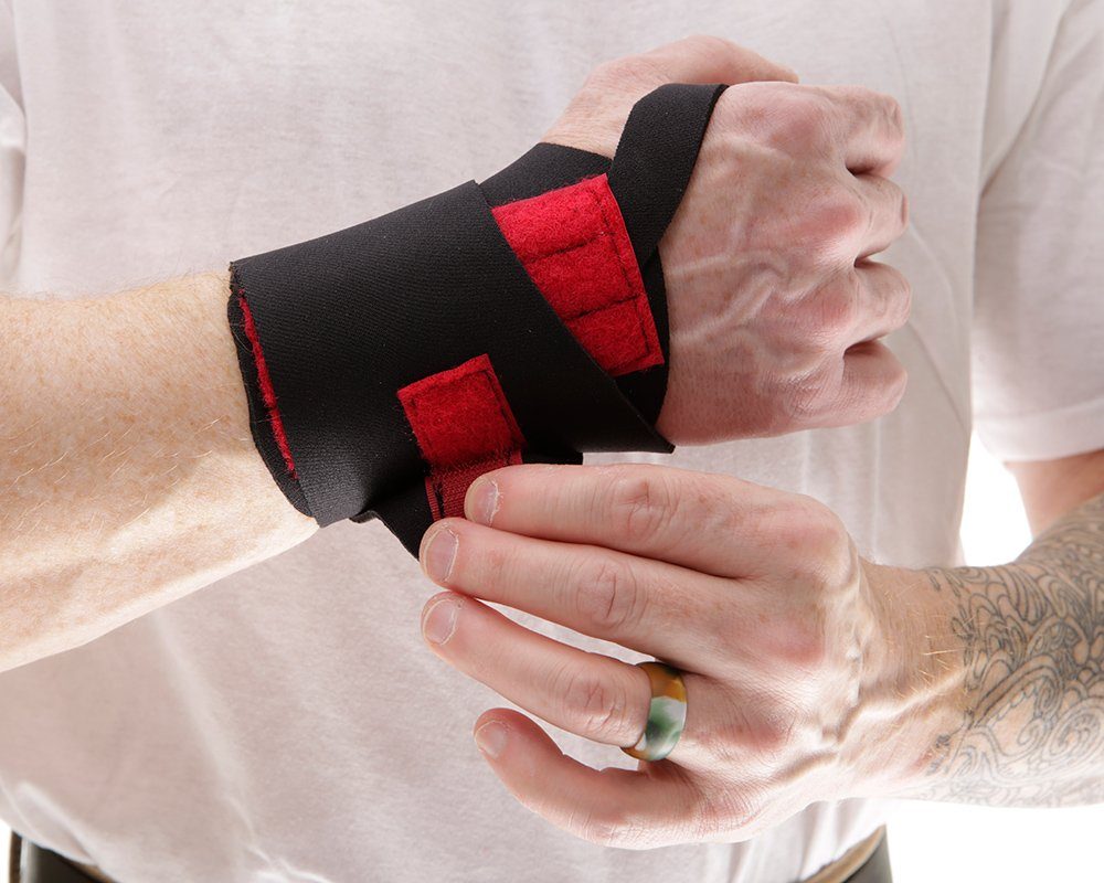 Impacto® Neoprene Wrap Wrist Support 