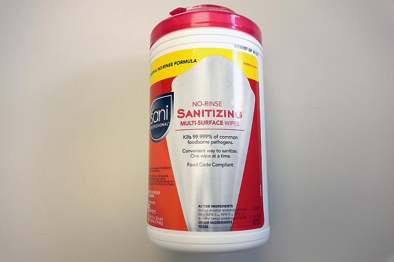 Cleaning Multi-Surface Table Wipes 90ct - Sani Professional