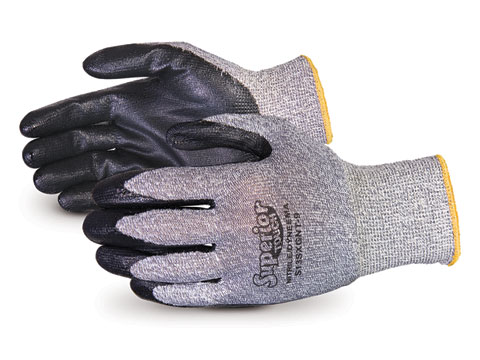 S13SXGNT Superior Glove® Superior Touch® Cleanroom 13-Gauge Knit Cut & Puncture Resistant Gloves w/ Dyneema® and Nitrile Palms