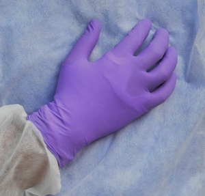 Halyard® Purple Nitrile® Disposable Powder-Free Sterile Nitrile Exam Gloves