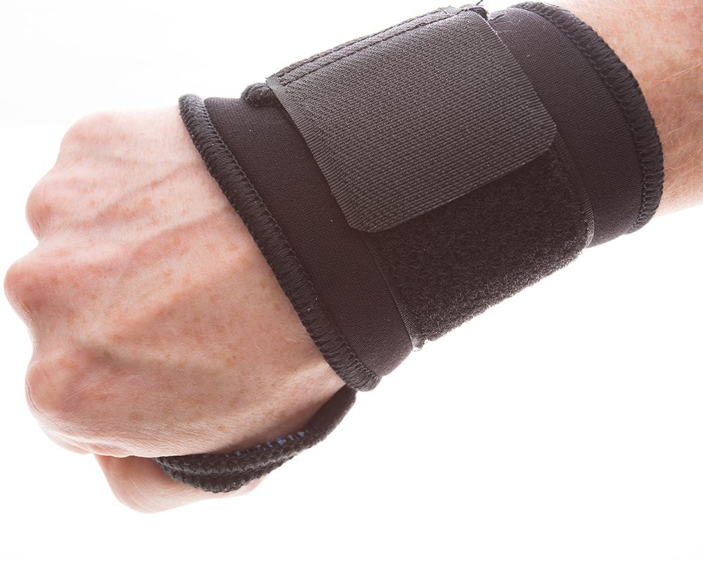 #TS226 Impacto® Thermo Wrap Designed to help prevent wrist Repetitive Strain Injuries
