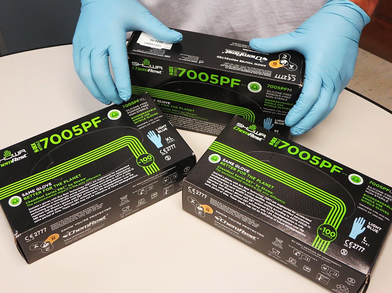 7005PF Showa® Biodegradable Single-Use Powder-Free Latex-Free 4-Mil Blue EBT Nitrile Gloves Made in USA