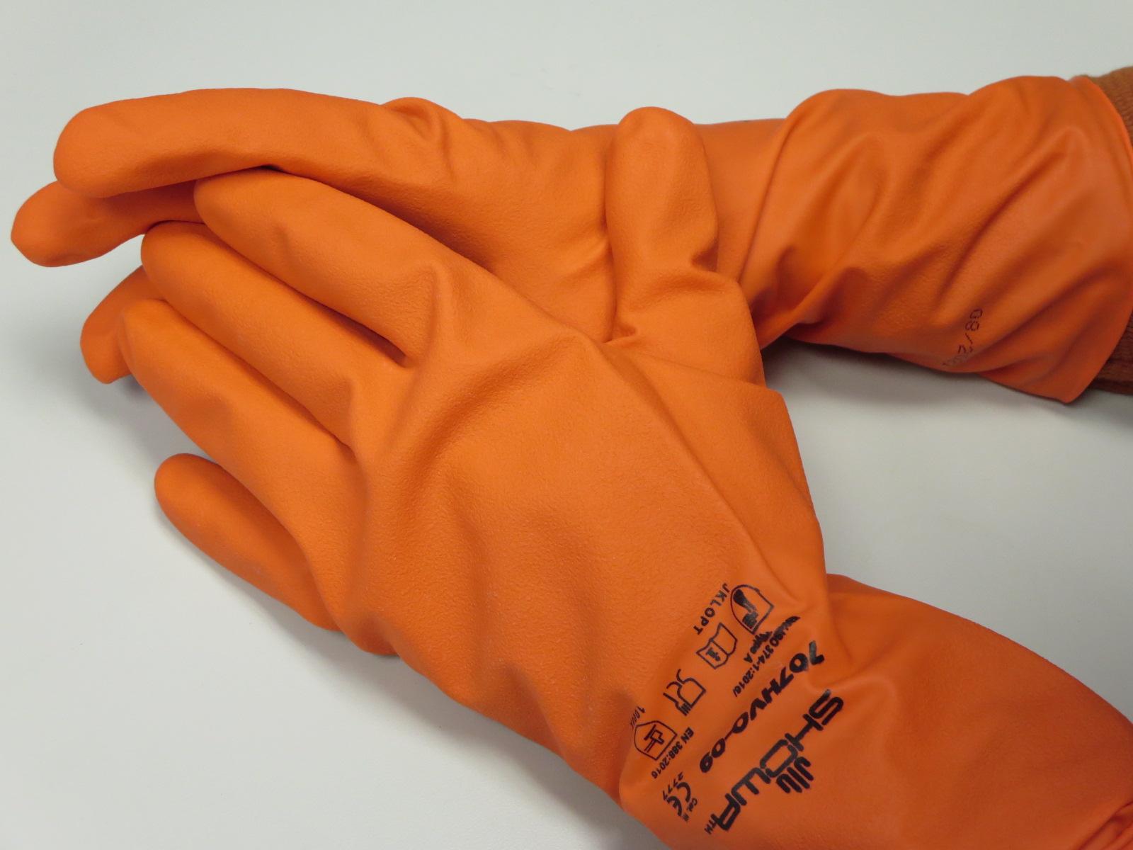 Showa® 707HVO Biodegradable Unlined Unsupported Fluorescent Orange 9-mil Chemical Resistant Nitrile Gloves w/ EBT