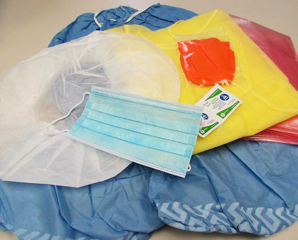 Healthcare PPE Kits Isolation Gown Kits Hospital PPE Apparel Kits