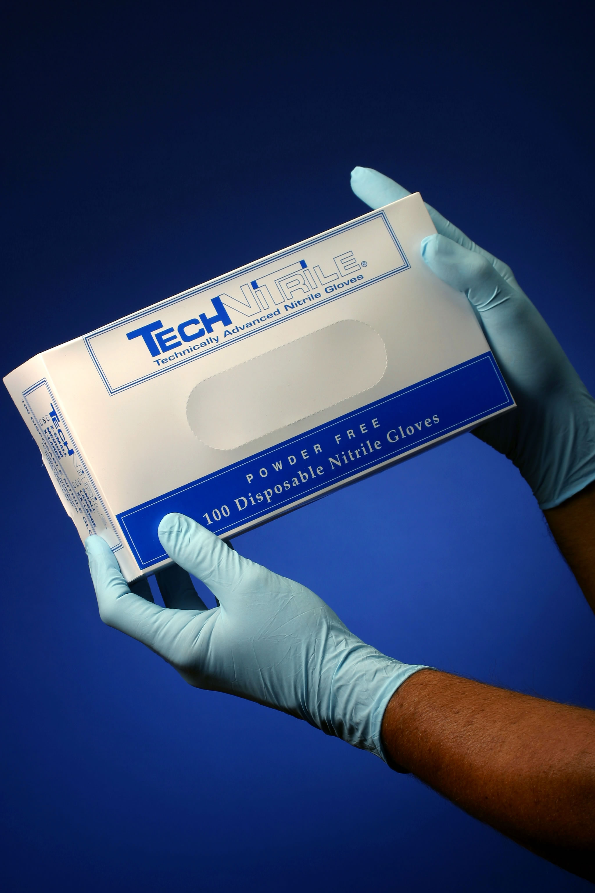 Technitrile PVC box and glove