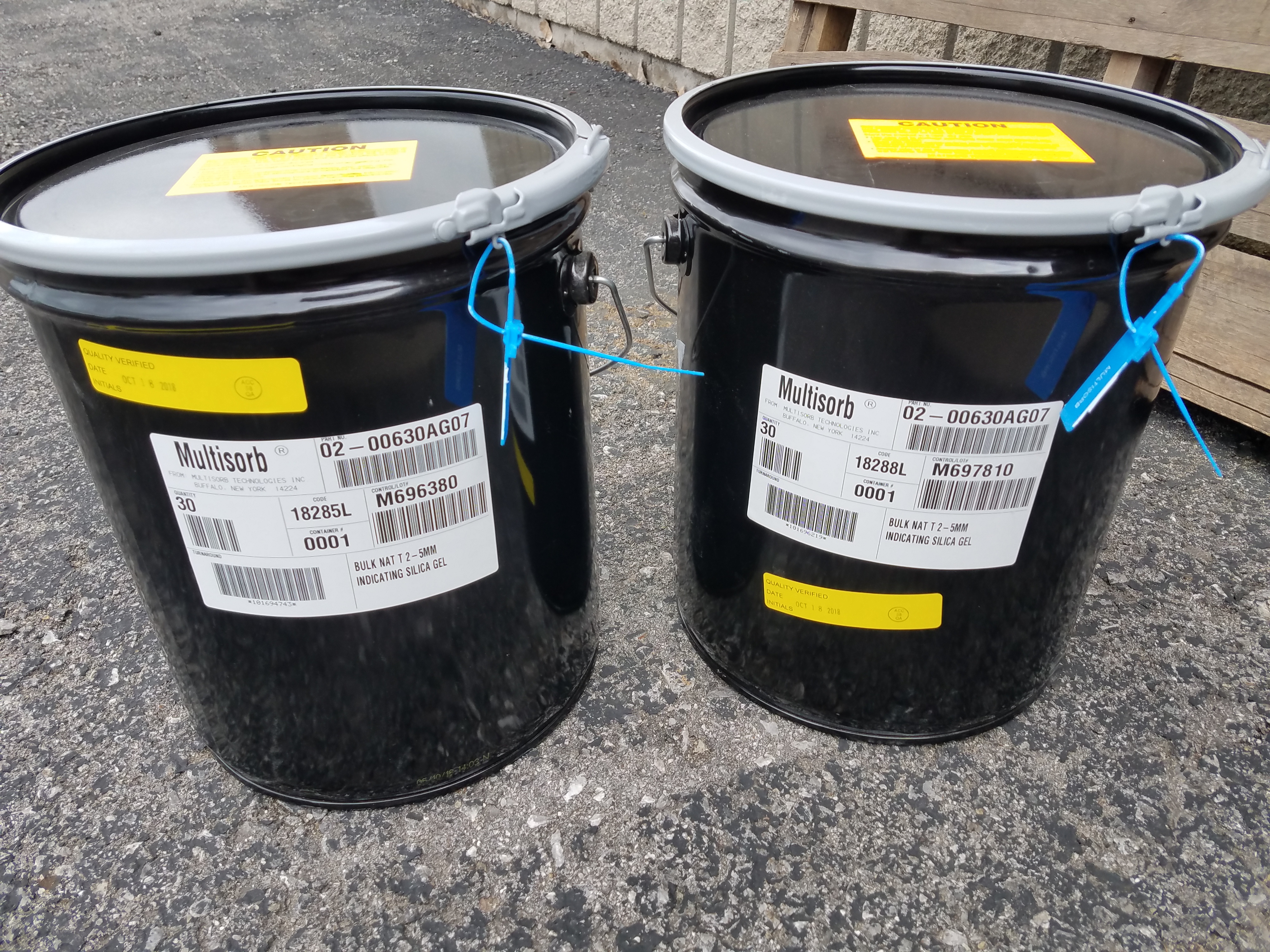 NatraSorb® 5Gallon Pail Bulk Indicating Silica Gel 30lbs Blue