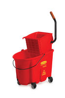 Rubbermaid® Commercial 35 Qt WaveBrake® Color-Coded Mop Bucket & Wringer Side Press Combo- Red