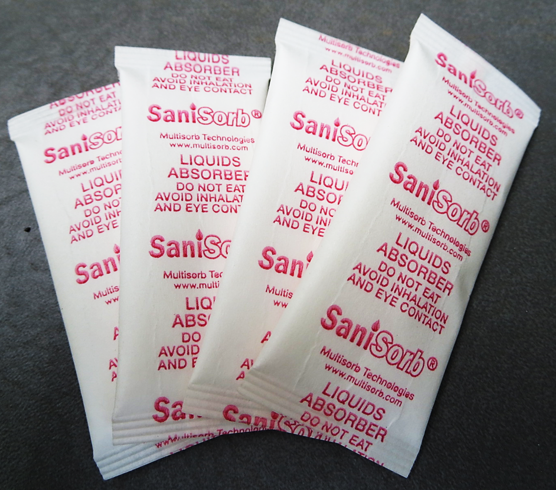 SaniSorb® Liquid Solidifier Packets Rupturing Fluid Solidifier