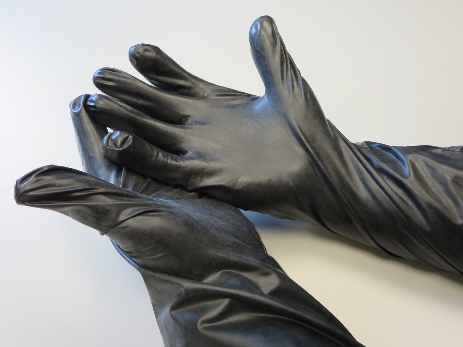Disposable on sale butyl gloves