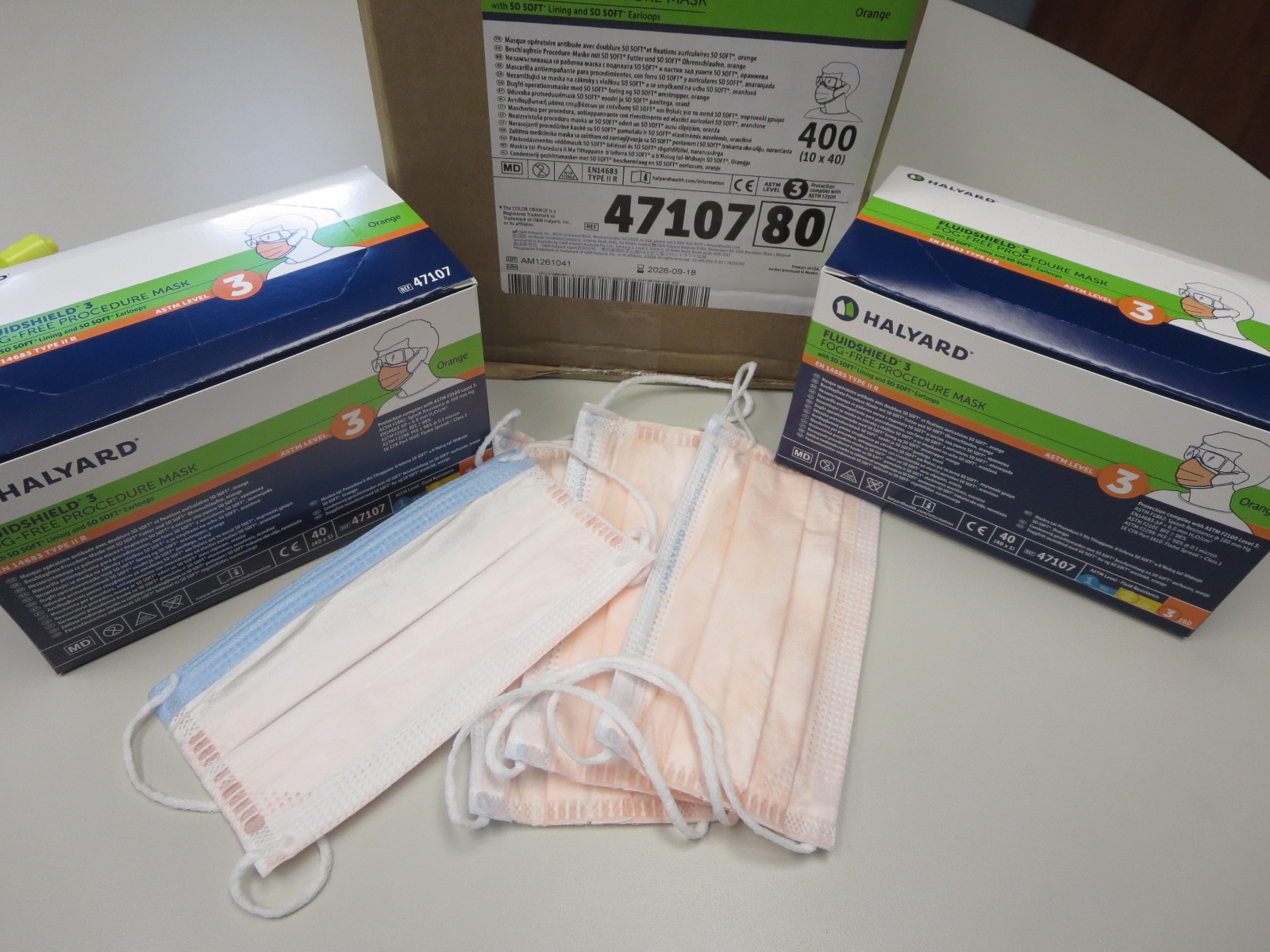 Halyard® Fluidshield® 47107 Level 3 Fog-Free So-Soft® Face Masks
